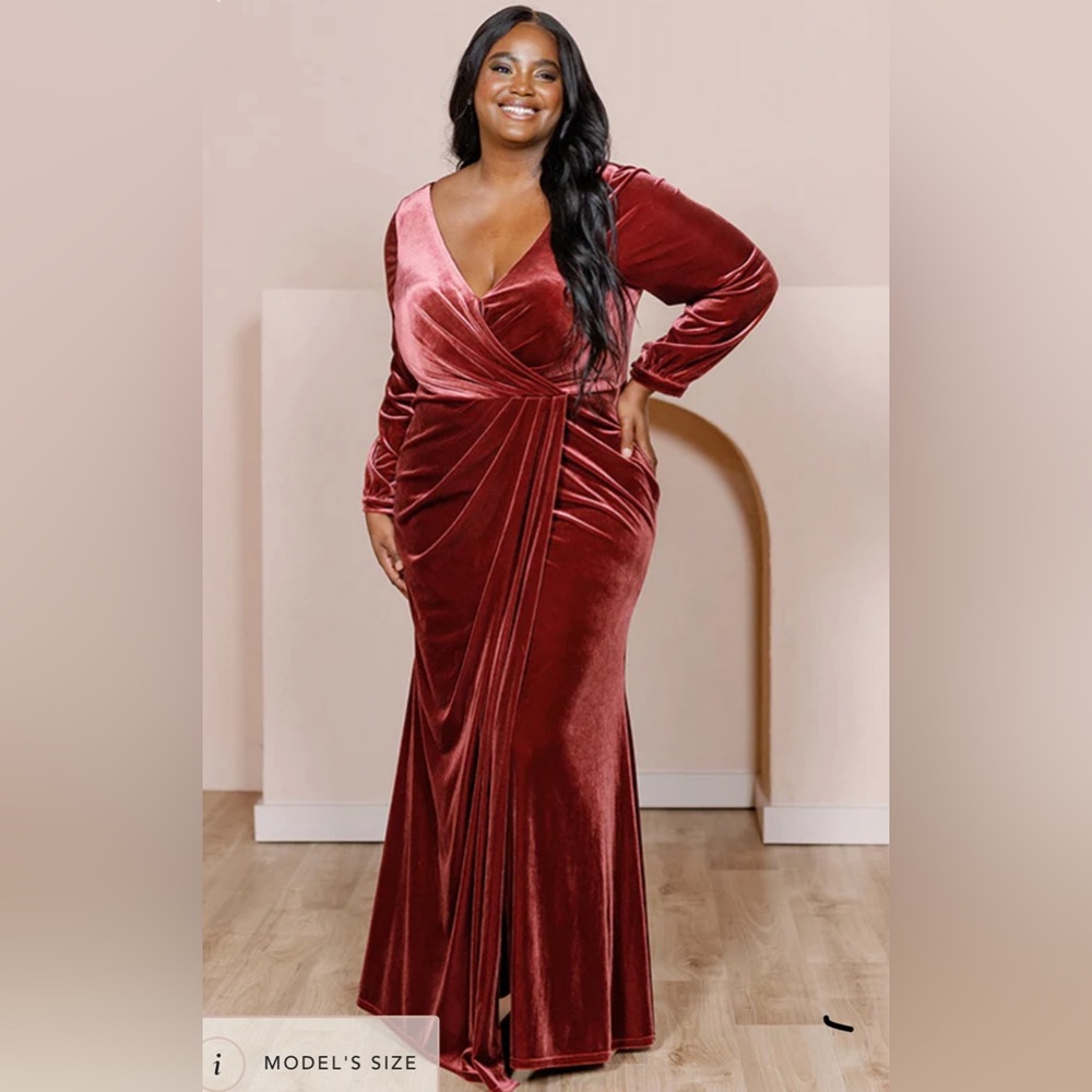 Revelry | Vera Velvet dress in Dusty Rose
